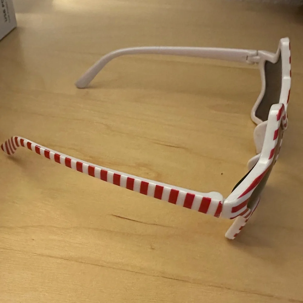 Gymboree star shaped sunglasses